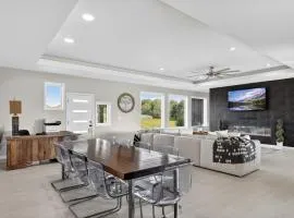 Peaceful Secluded Wausau Retreat home