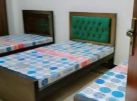 The Nura Nest Residency, hostel in Multan