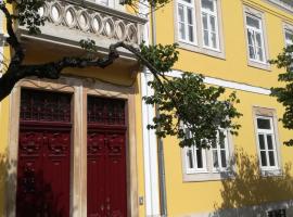 Ah33 - Estúdios, romantic hotel in Coimbra