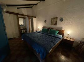 Hostal Casona de los Vega, ξενοδοχείο σε Izalco