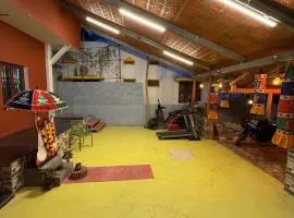 GYANi 1