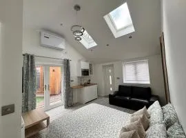 Rabbits Nest Studio