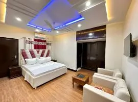 Decent Luxury Continental