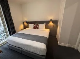 Lonsdale Street Apartments