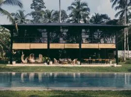 PALM Hotel