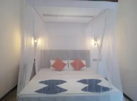Danu Surf House Hiriketiya