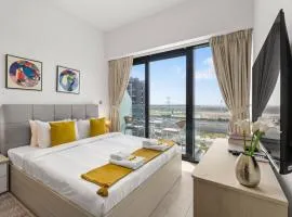 The Comfort Cove Studio in Azizi Riviera 44