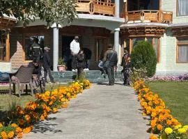 Mandalchan hotel