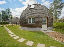 Südkugel - Kugelhaus in ökologischer Bauweise am Tollensesee