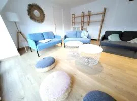 Grand Appartement 100m2 en Centre-Ville Idéal pour Groupes ou Familles 3 Salles de Bain