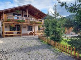Cabana Mareea -Lunca Bradului, Hotel in Lunca Bradului