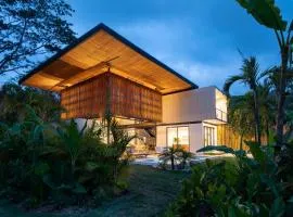 Private Pool Villa near Playa Hermosa Beach