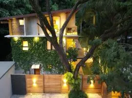ARjAU Boutique Hotel - Adults Only