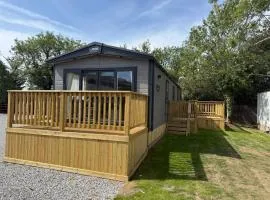 Brambling Lodge