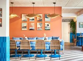 Hôtel Chromatics & Restaurant Hill Club by HappyCulture