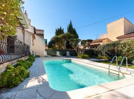 Villa Salamandre, hotel i Port-Saint-Louis-du-Rhône