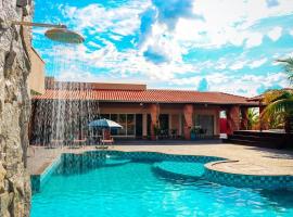 Casa Solenza – hotel w mieście Severínia