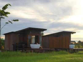 West Mount Cafe & Restaurant, cabin in Ban Hua Hin