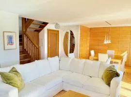Crans-Montana 3BR - Mountain View, Balcony and Parking