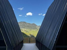 Chalet Adjara, hotel in Okʼropilauri