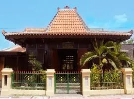 Ndalem Ngadisuryan