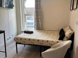 Brigstock 6, ξενοδοχείο σε Thornton Heath