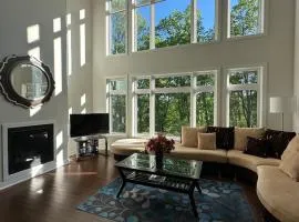 3000SF Modern Cottage Algonquin, Muskoka 4 bedrooms 6 beds3 baths