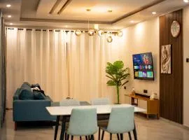 Ket Apartments 3 - Modern, Secure, Comfortable & Free WiFi