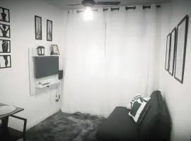 Apê Pretinho Básico - República - Centro Histórico