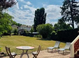 Maison avec grand jardin