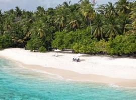Fasdheythere Inn Maldives, hotel met parkeren in Kendhoo