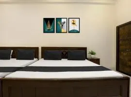 Hotel O Yatharth Inn Paying Guest House
