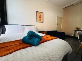 Pembroke Place Private Room 2