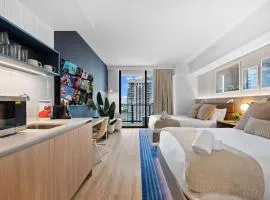 Stylish Studio with City Views & Free Parking