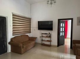 Cape Coast Private Home, cottage in Trofwi