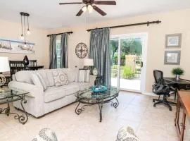 5113 Luxurious living at its finest close to the pool with private courtyard and BBQ