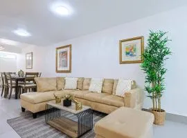 Charming City Center 2BR Gem