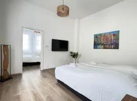 Staywell for 4 I Central I Parking I Kitchen