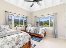 3rd Floor Condo wMountain Views - Beach Access - Pool)