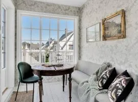 Arctic hilltop lodge - Room 3