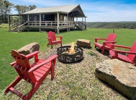 Henbest Hideaway Cabin Boston mountains -Millcreek, hotel en Combs