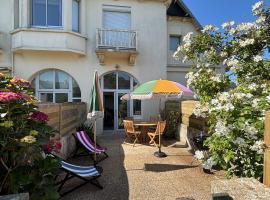 Blue dream, hotel in Carantec