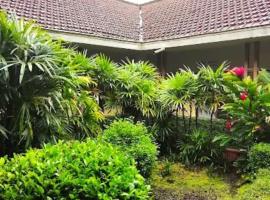 Hotel Budi Famili Budget Syariah, готель у місті Tjiamis