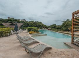 Best Caribbean Sea Views 3BR Penthouse F1, Ferienwohnung in Pendales