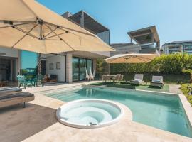 4BR Caribbean Deluxe Villa 3C, villa in Pendales