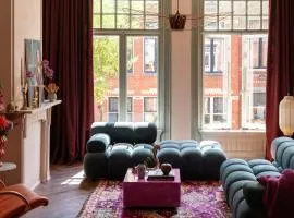 Luxurious boutique apartment near city centre