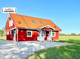 8 person holiday home in LÖTTORP-By Traum