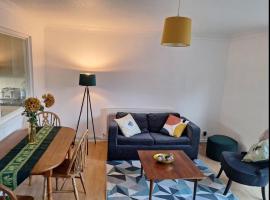 Cosy 2BR Retreat in Huntingdon near City Centre, hotel in Hartford