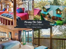 Gatlinburg Cabin-Mtn View-Hot Tub-Theater Room, hotel v destinaci Gatlinburg