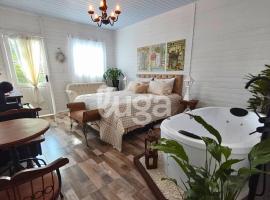 Cabana Coração: Romantismo, Banheira e Natureza, hotel in Gaspar Alto
